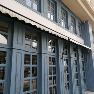 مظلات متحركة شبابيك بيضاوية ومستطيل